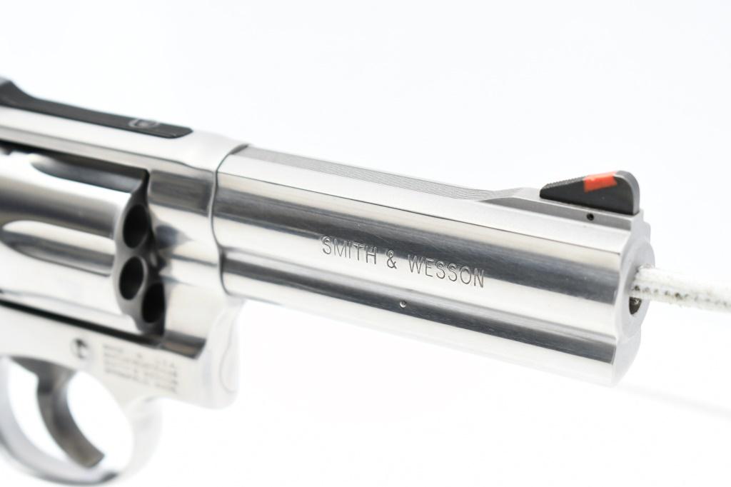 Smith & Wesson, Model 686-6 Stainless, 357 Magnum, Revolver (W/ Case), SN - DKY5023