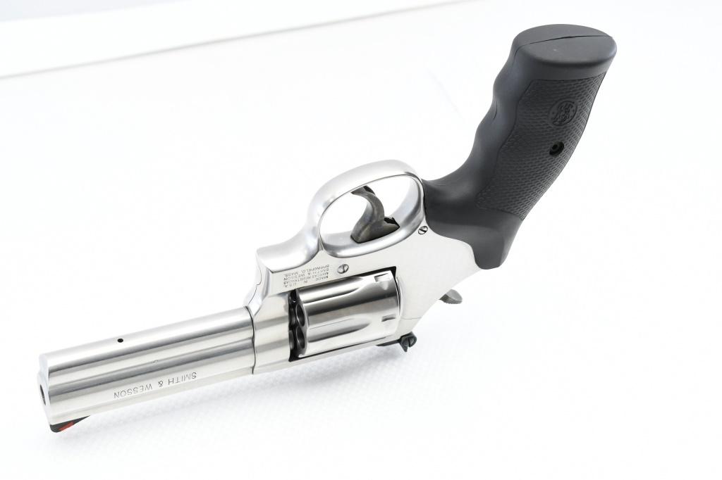 Smith & Wesson, Model 686-6 Stainless, 357 Magnum, Revolver (W/ Case), SN - DKY5023