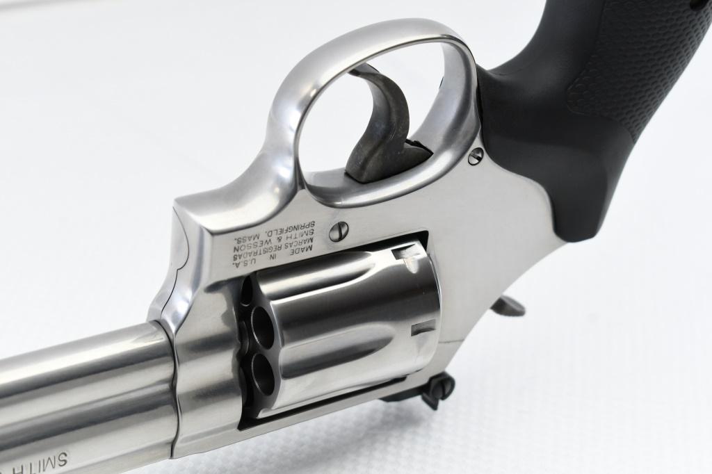 Smith & Wesson, Model 686-6 Stainless, 357 Magnum, Revolver (W/ Case), SN - DKY5023