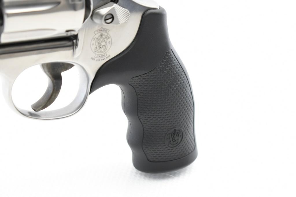Smith & Wesson, Model 686-6 Stainless, 357 Magnum, Revolver (W/ Case), SN - DKY5023