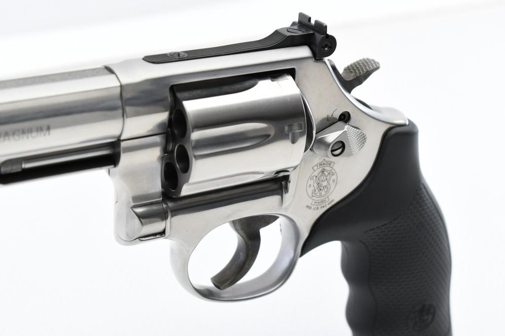 Smith & Wesson, Model 686-6 Stainless, 357 Magnum, Revolver (W/ Case), SN - DKY5023