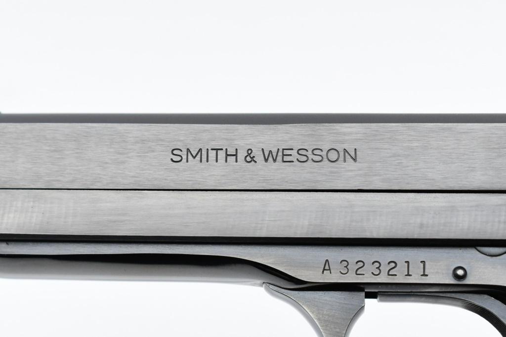 1977 Smith & Wesson, Model 41, 22 LR, Semi-Auto, SN - A323211