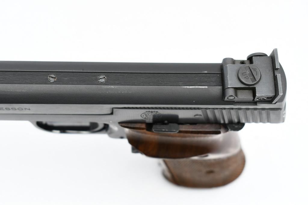 1977 Smith & Wesson, Model 41, 22 LR, Semi-Auto, SN - A323211