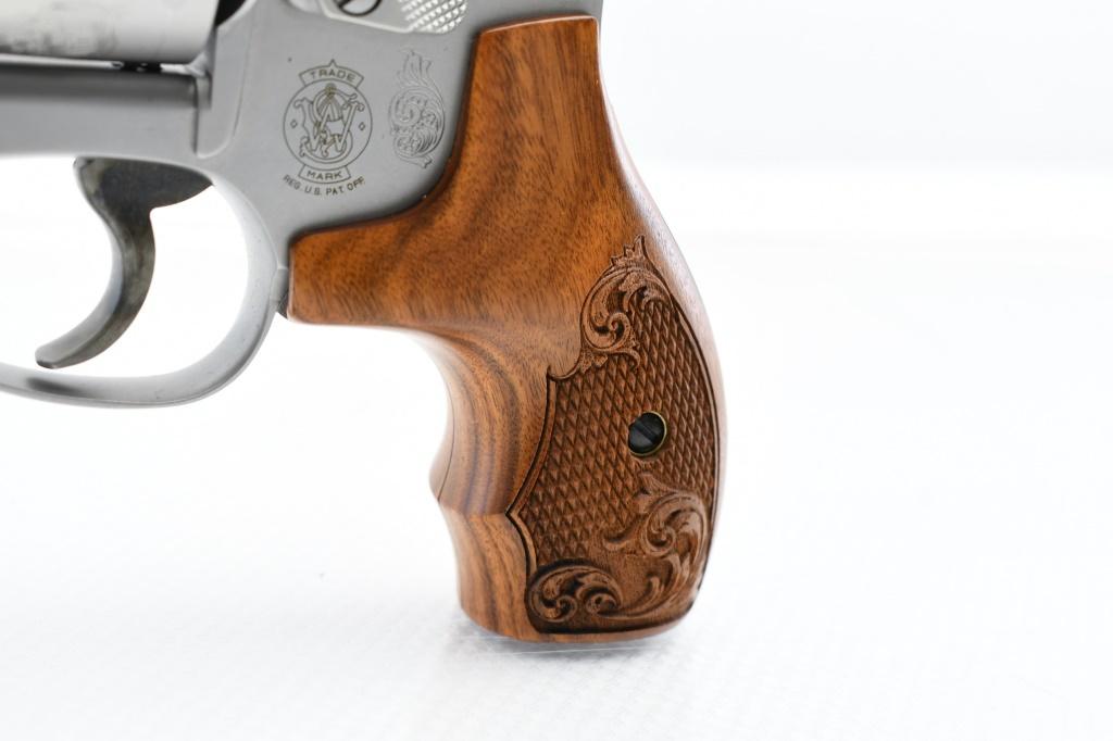 Smith & Wesson, 640-1 Engraved Stainless, 357 Magnum, Revolver (NIB), SN - CXT2042