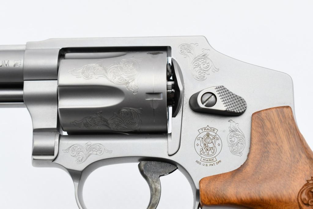 Smith & Wesson, 640-1 Engraved Stainless, 357 Magnum, Revolver (NIB), SN - CXT2042