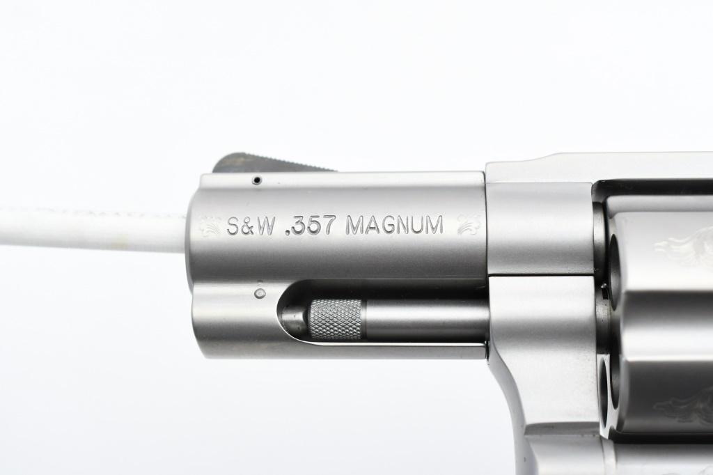 Smith & Wesson, 640-1 Engraved Stainless, 357 Magnum, Revolver (NIB), SN - CXT2042