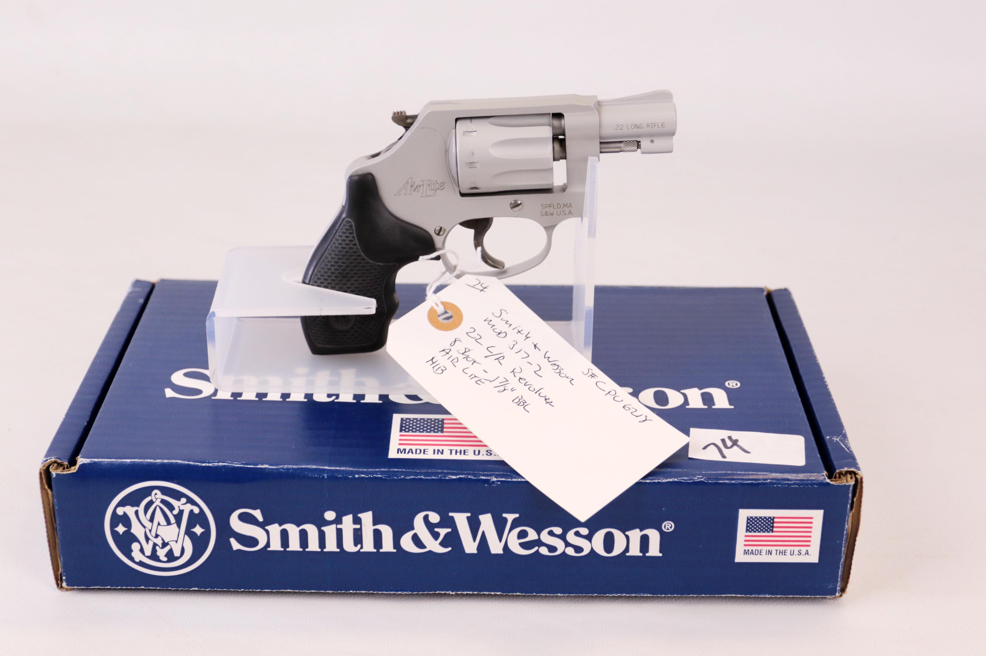 Smith & Wesson mod 317-2 22 L/R revolver