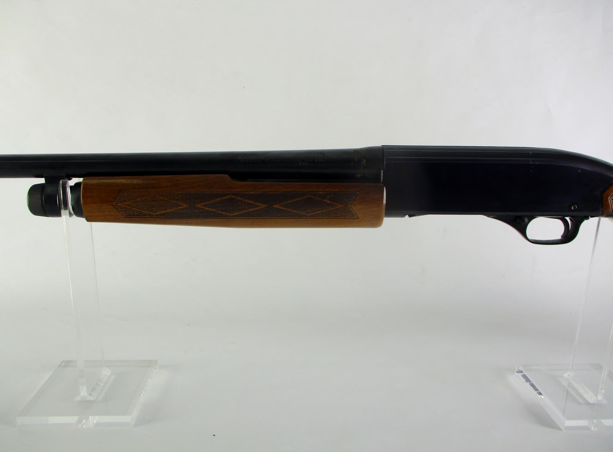 Winchester mod 1200 16 ga pump shotgun