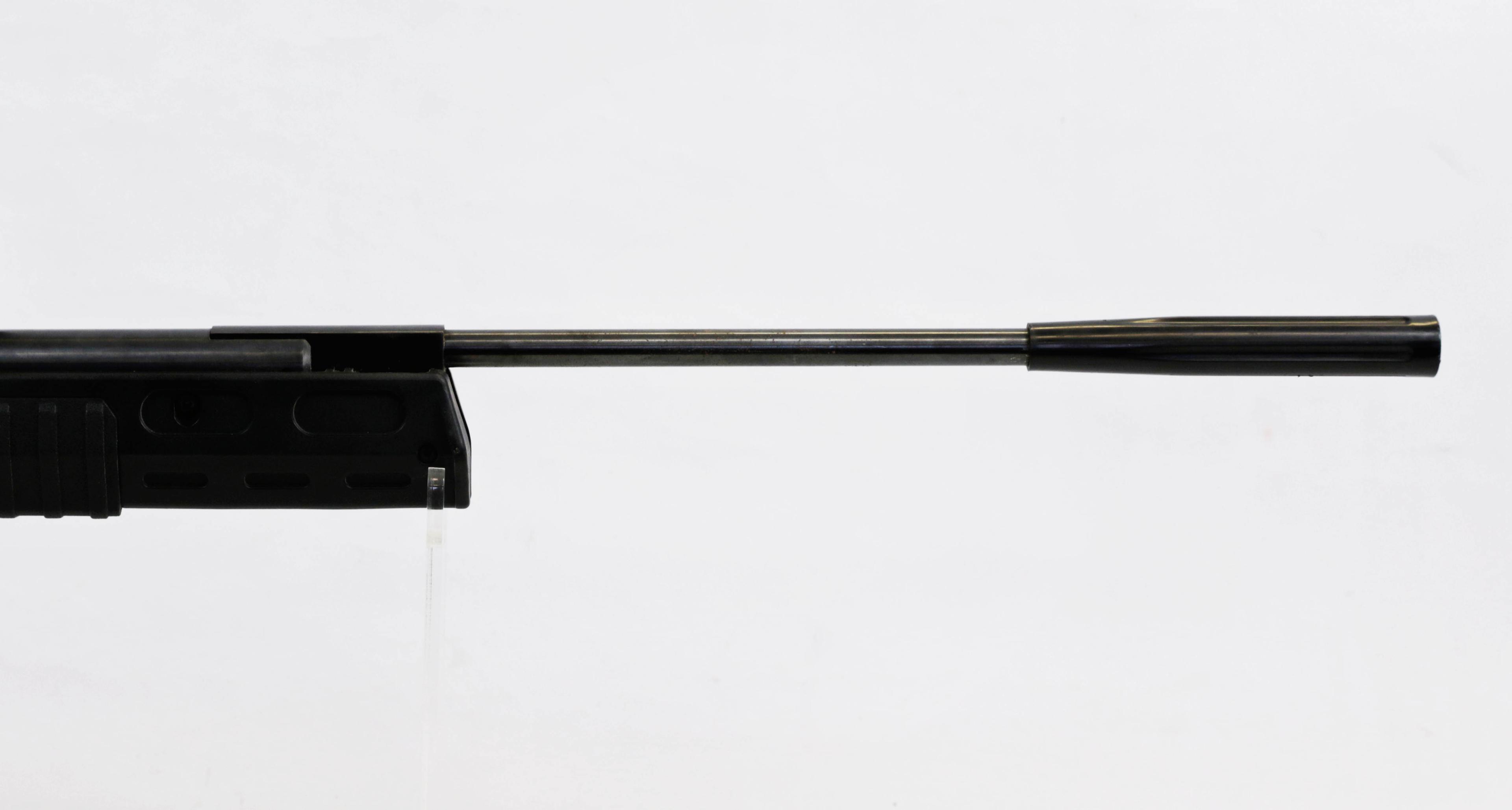 Crosman Fury II Blackout .177 cal pellet gun Model 30150 w/Center point 4x32 scope ser# 913X0773
