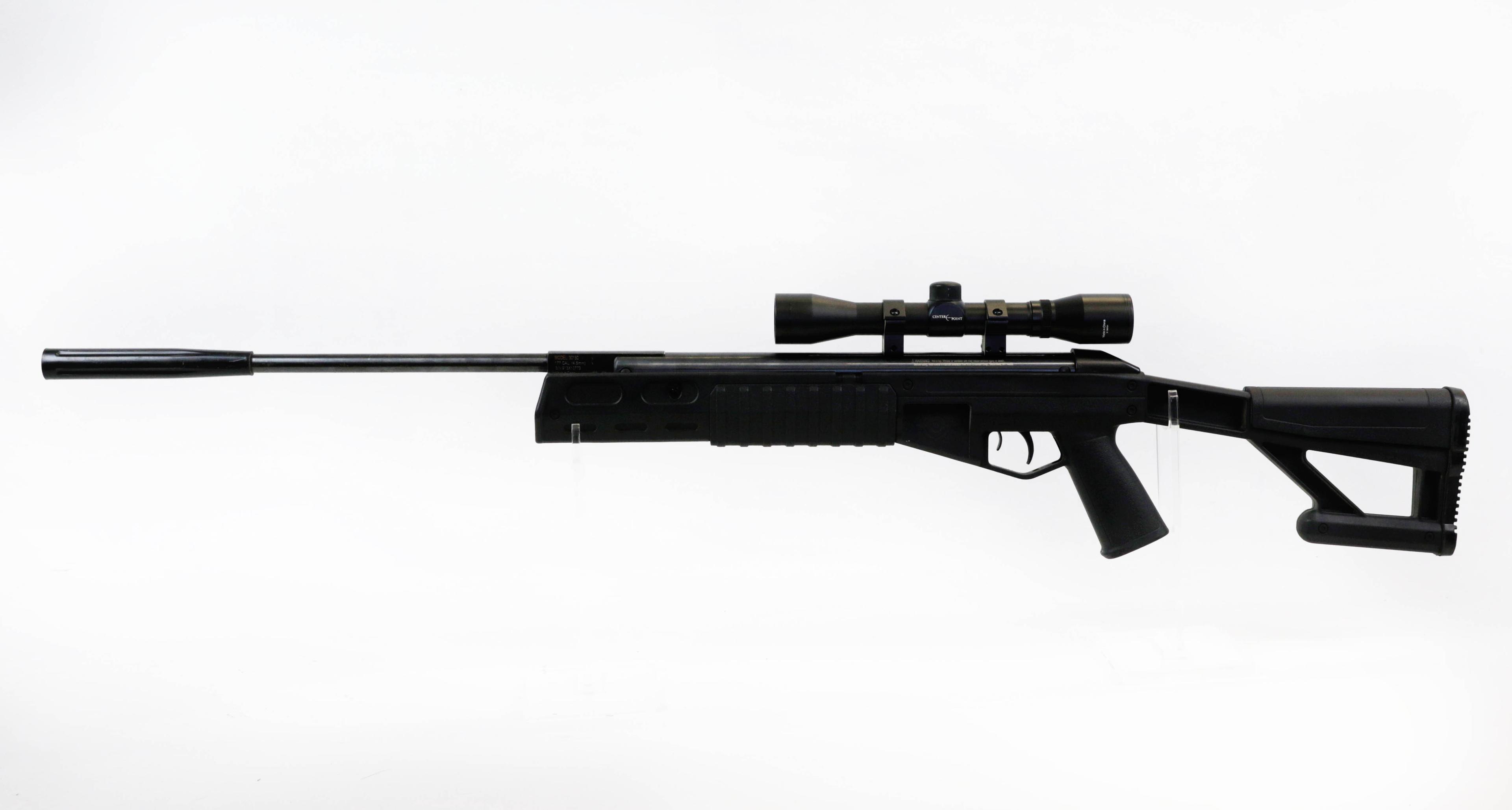 Crosman Fury II Blackout .177 cal pellet gun Model 30150 w/Center point 4x32 scope ser# 913X0773