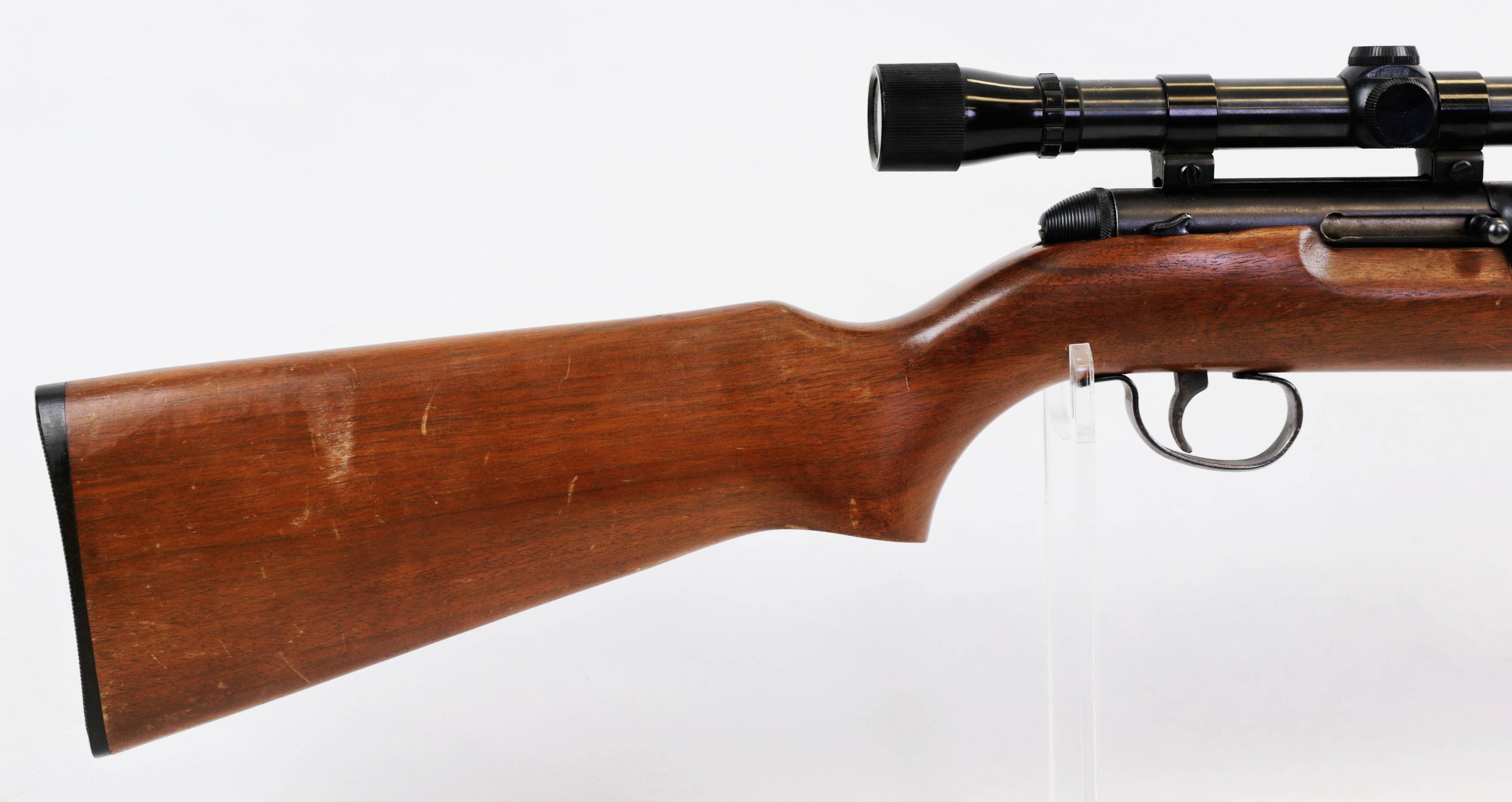 Remington mod 550-1 .22 S-L-LR semi auto rifle w/Weaver D-4 scope ser# N/A