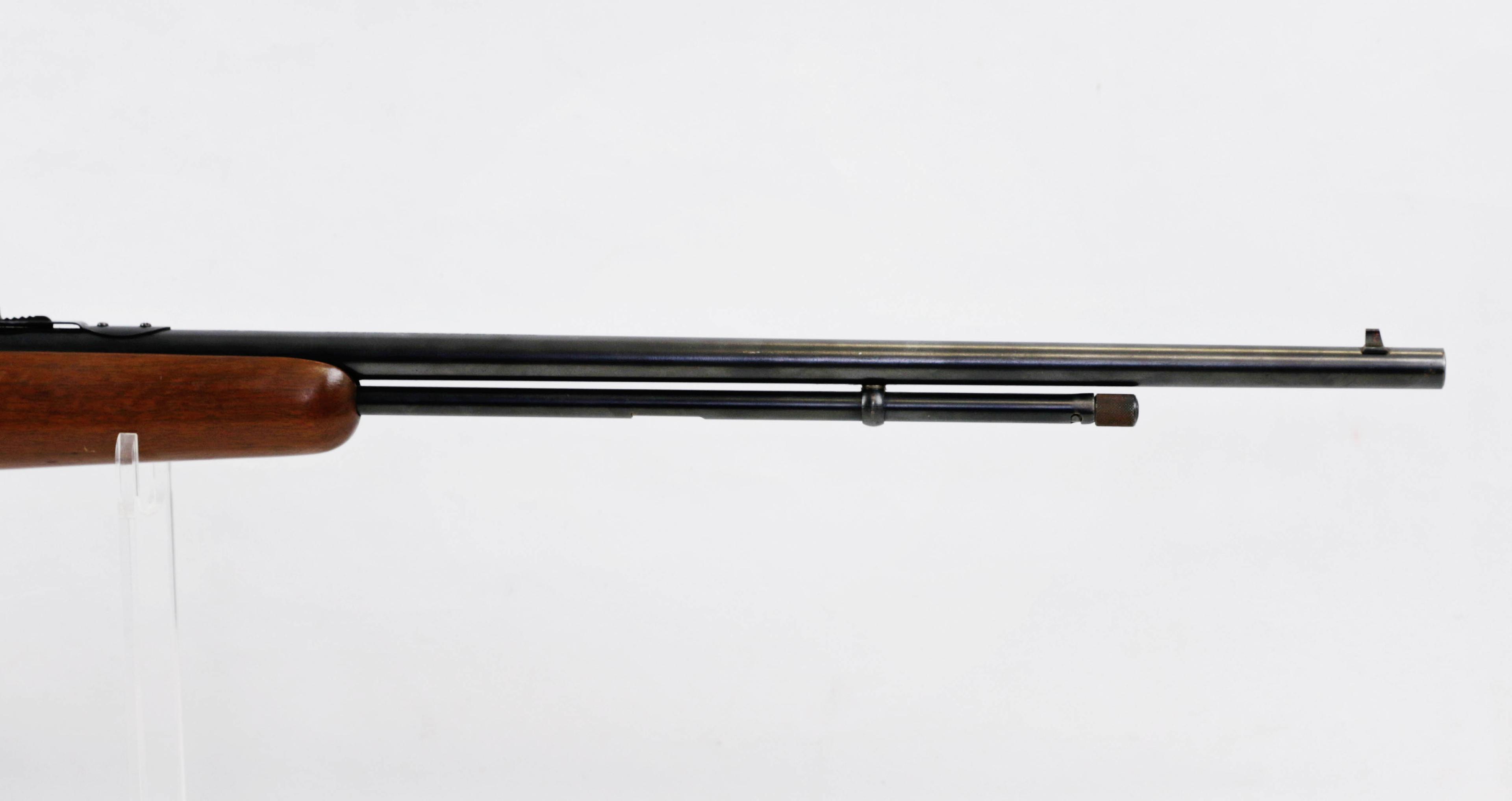 Remington mod 550-1 .22 S-L-LR semi auto rifle w/Weaver D-4 scope ser# N/A