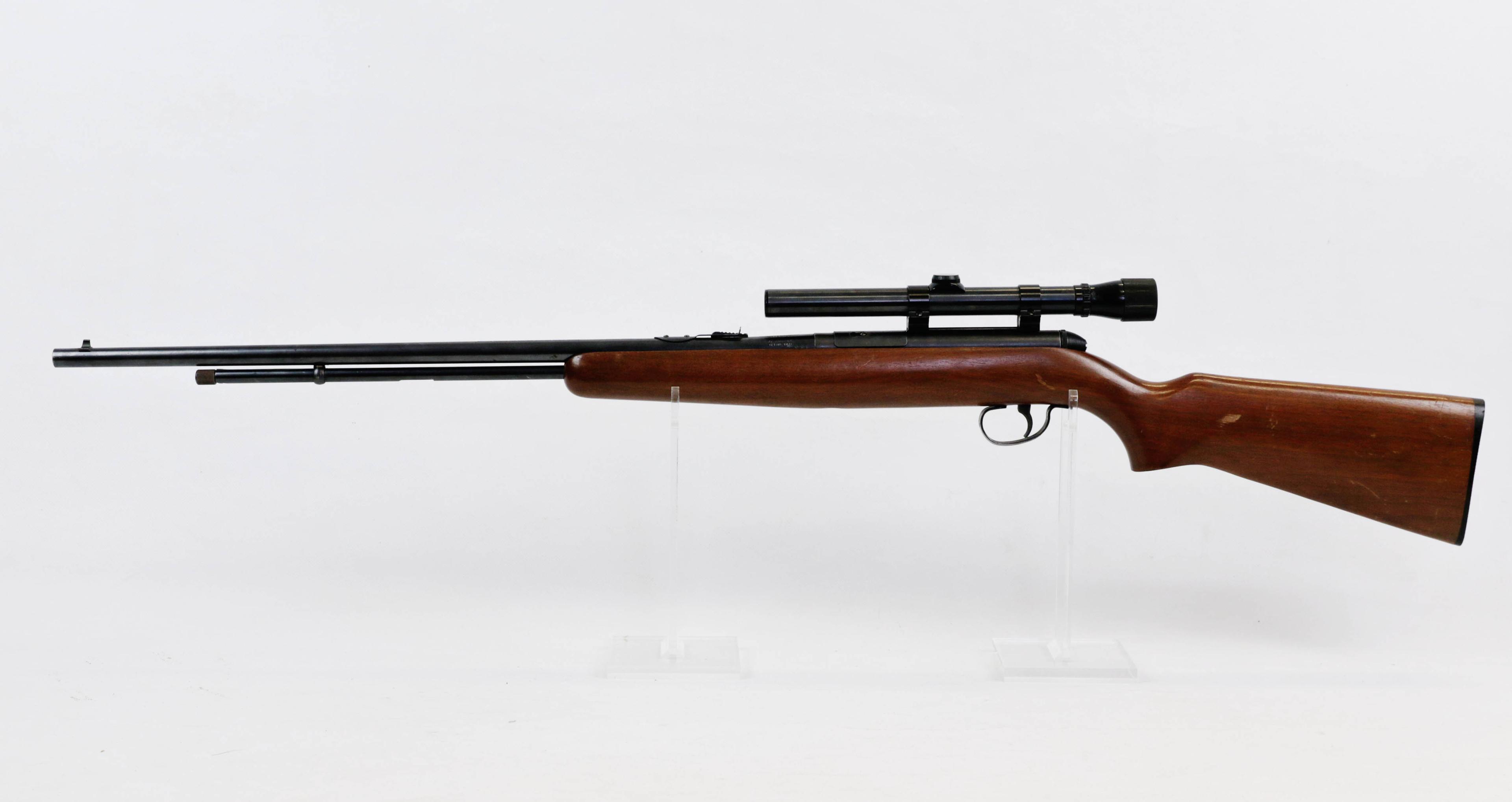 Remington mod 550-1 .22 S-L-LR semi auto rifle w/Weaver D-4 scope ser# N/A