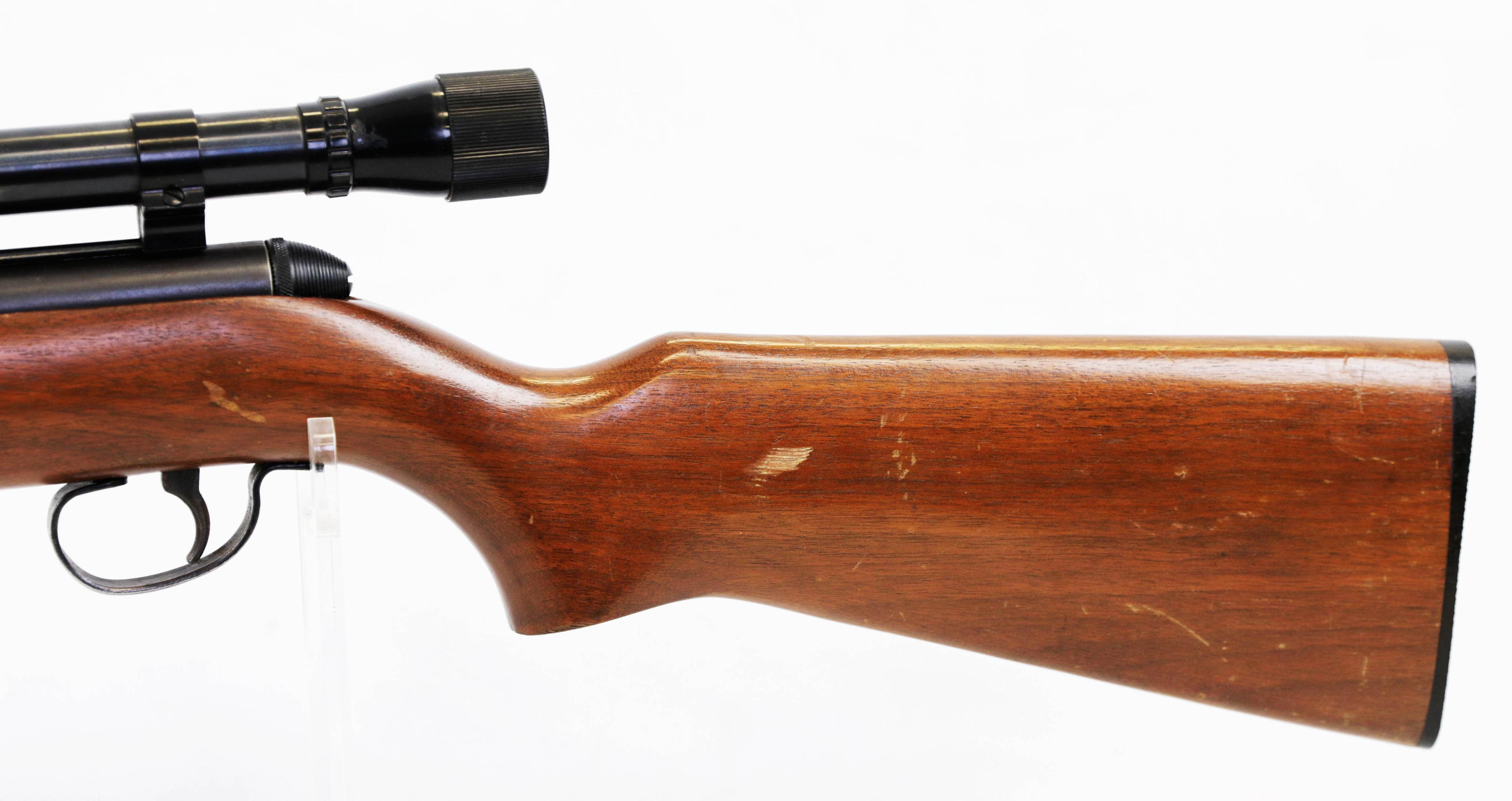 Remington mod 550-1 .22 S-L-LR semi auto rifle w/Weaver D-4 scope ser# N/A