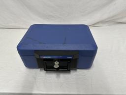 Sentry locking safe box with key