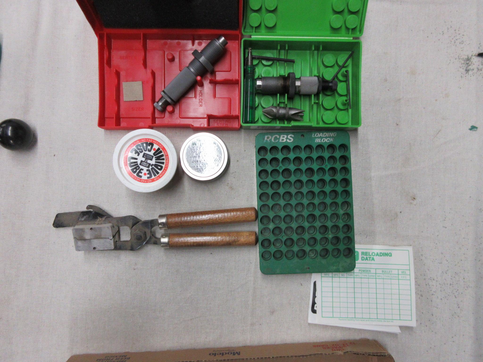 Assorted reloading accessories