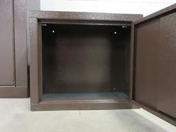 HOMAK Security locking metal gun cabinet w/keys