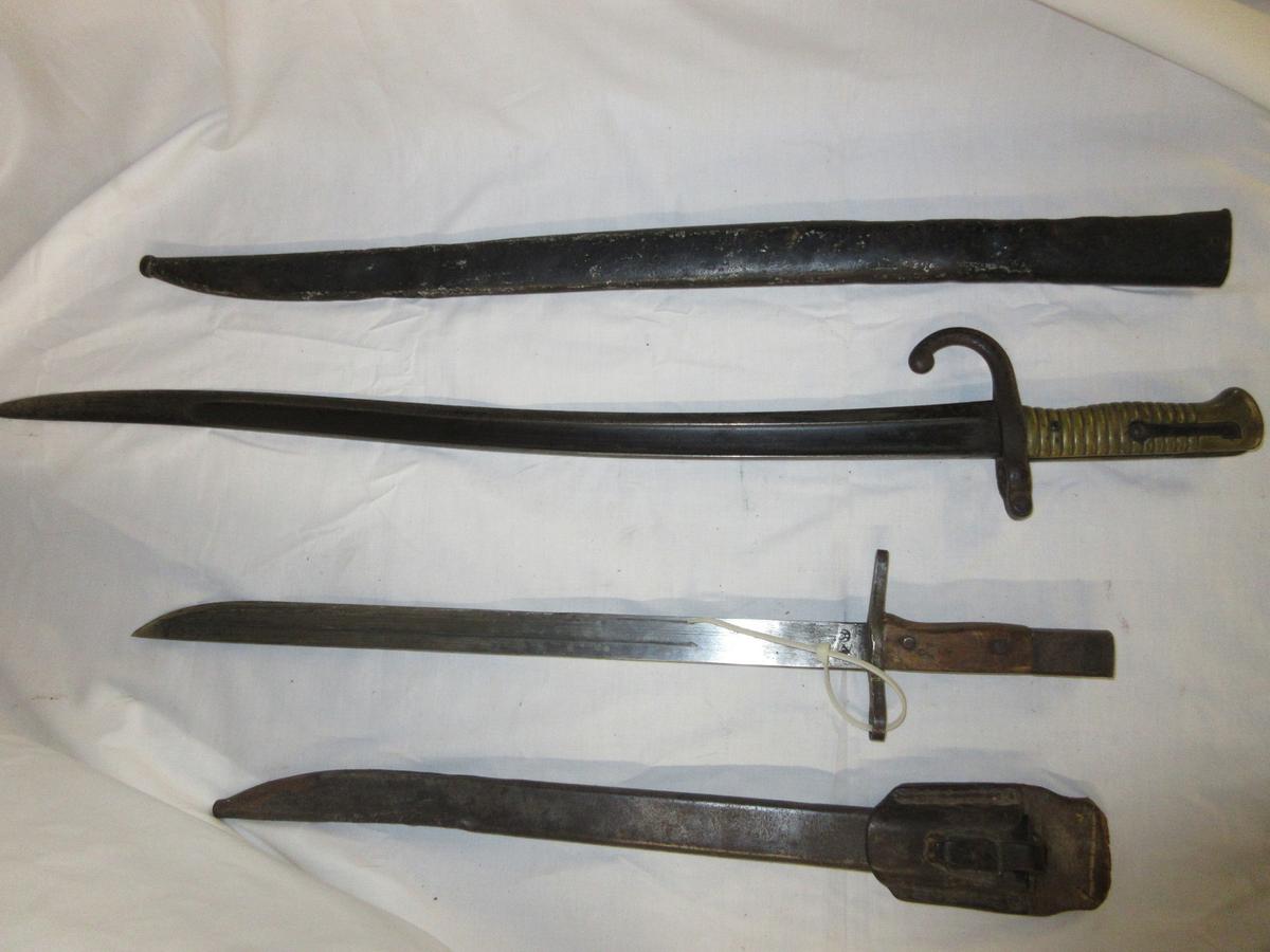 2 Antique bayonets