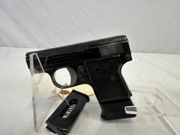 V Bernardelli Gardone VT 6.35 semi-auto pistol