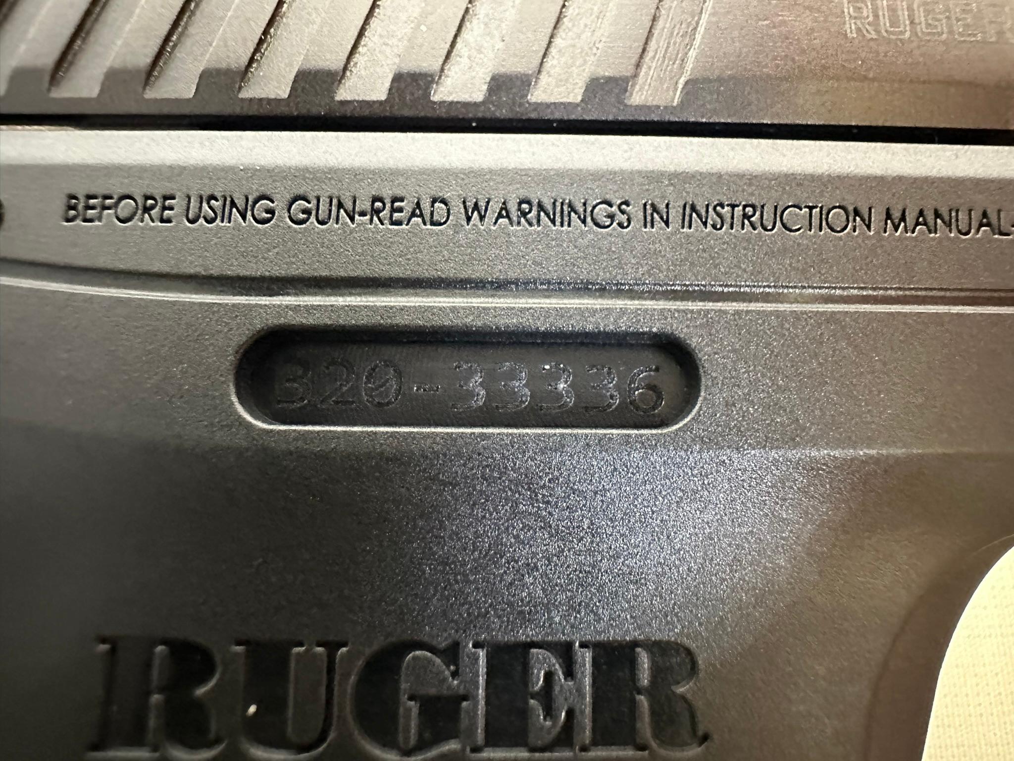 Ruger LC9 9mm cal semi-auto pistol