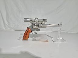 Smith & Wesson mod 629-2, 44 magnum revolver