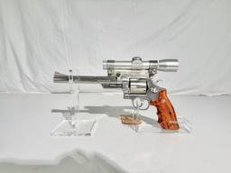 Smith & Wesson mod 629-2, 44 magnum revolver