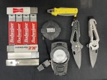 ASSORTED KNIVES/MULTI-TOOLS