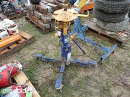 PIPE STAND