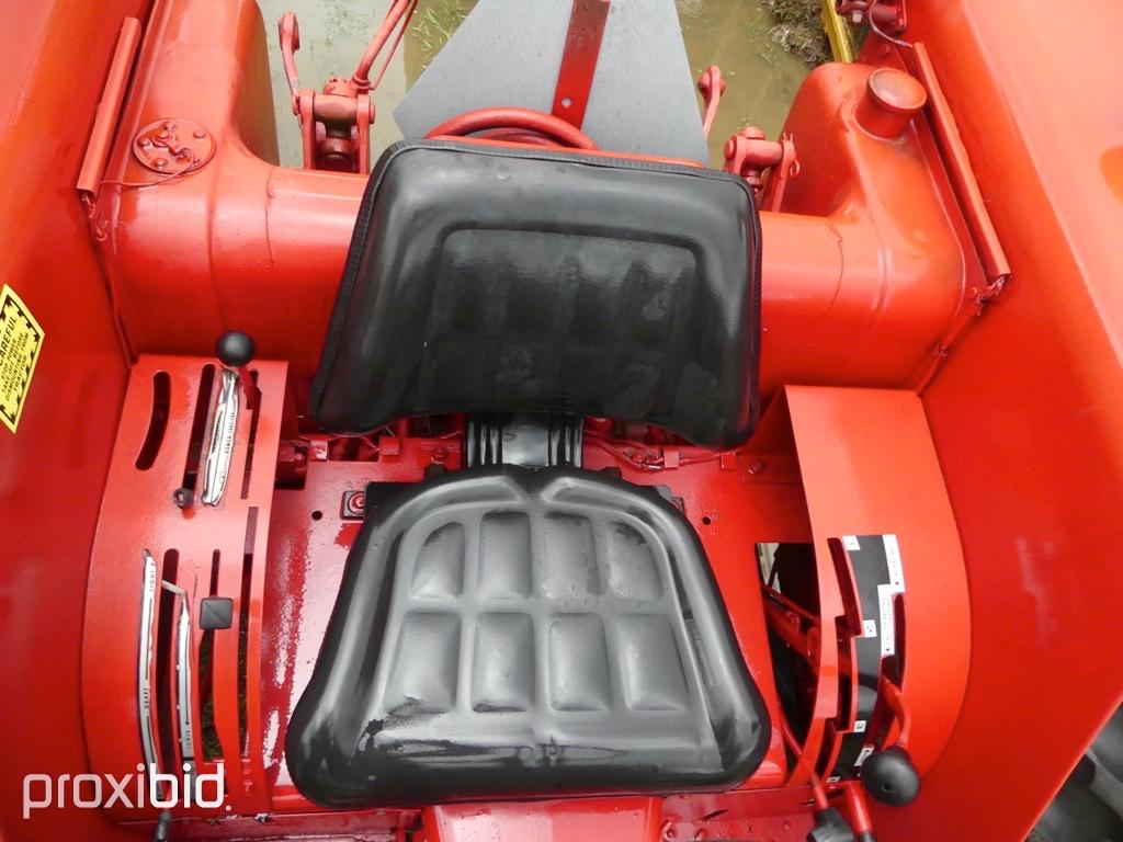 INTERNATIONAL 484 TRACTOR