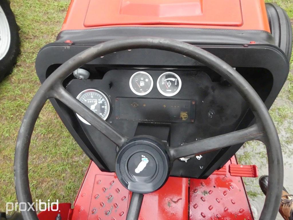 INTERNATIONAL 484 TRACTOR