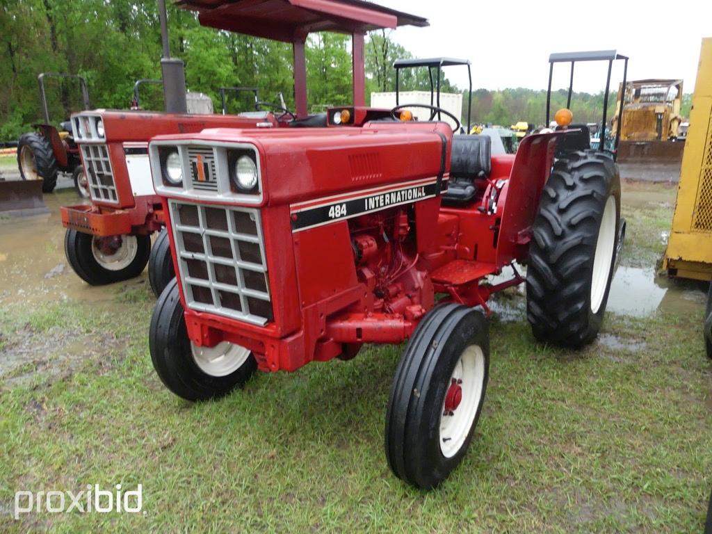 INTERNATIONAL 484 TRACTOR