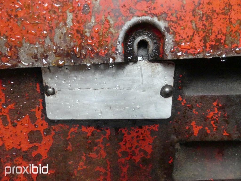 INTERNATIONAL 574D TRACTOR