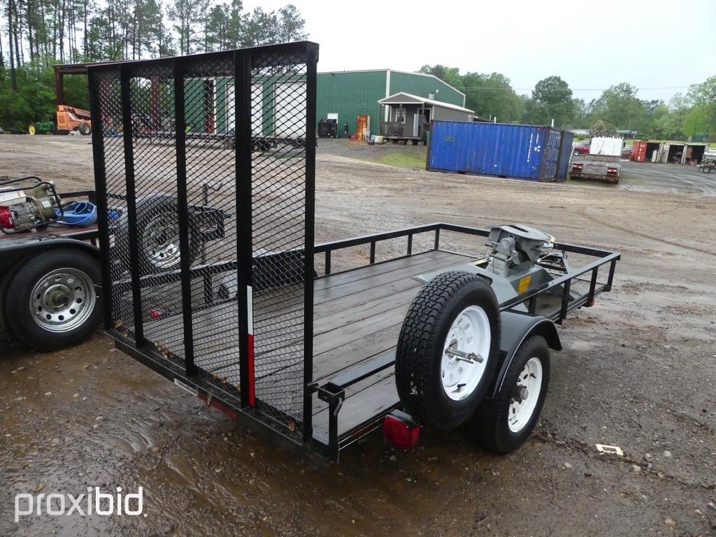 BUMPER PULL TRAILER W/RAMP