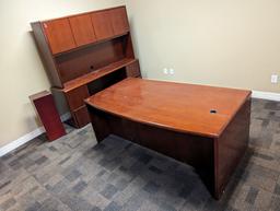 NICE OFFICE DESK & SHELF