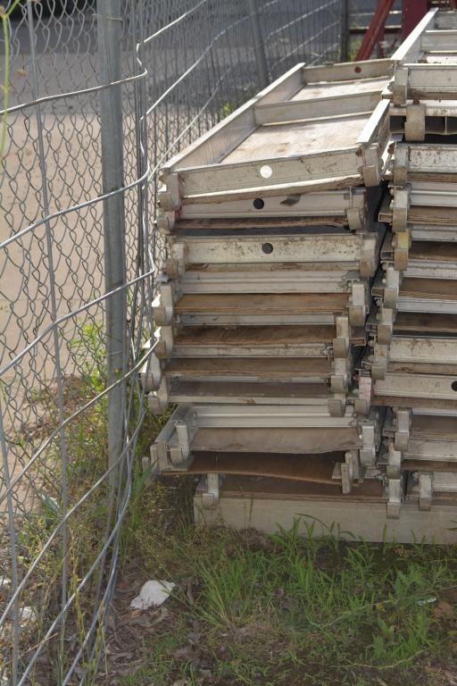 APPROX 11 SCAFFOLDING BOARDS