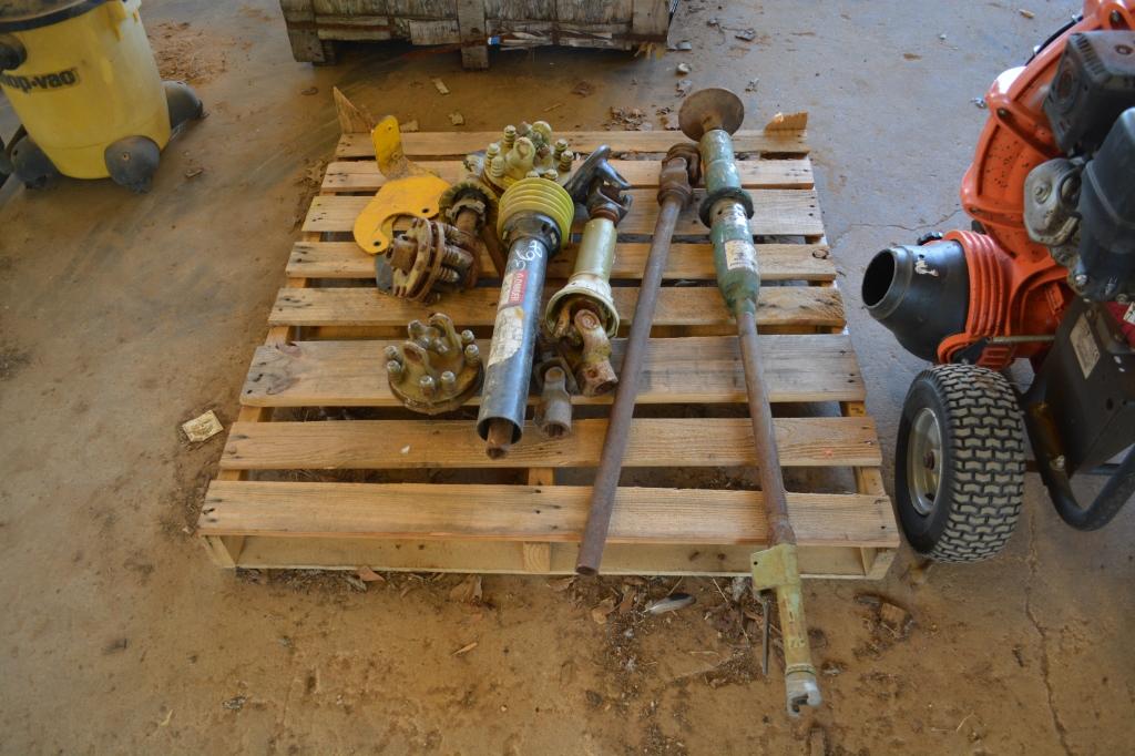 PALLET W/DRIVE SHAFTS & PARTS