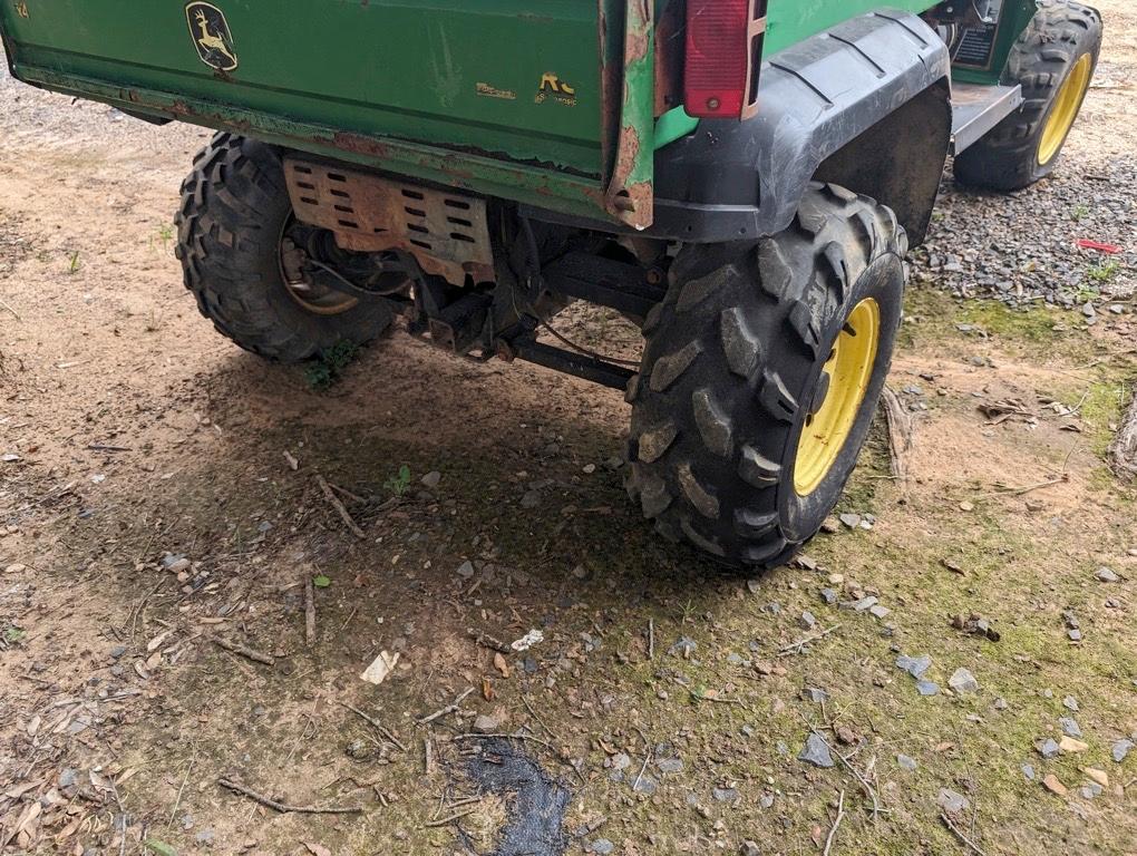 JOHN DEERE GATOR SIDE BY SIDE