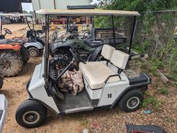 EZ-GO GOLF CART W/CHARGER