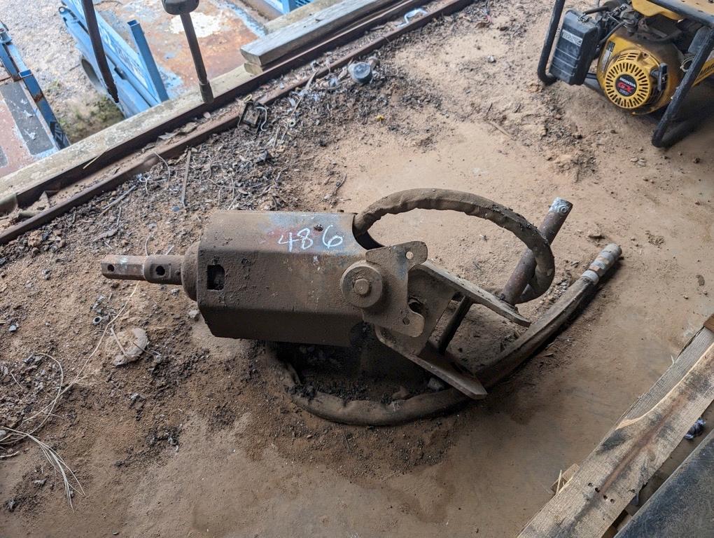 BOBCAT HYDRAULIC AUGER ATTACHMENT