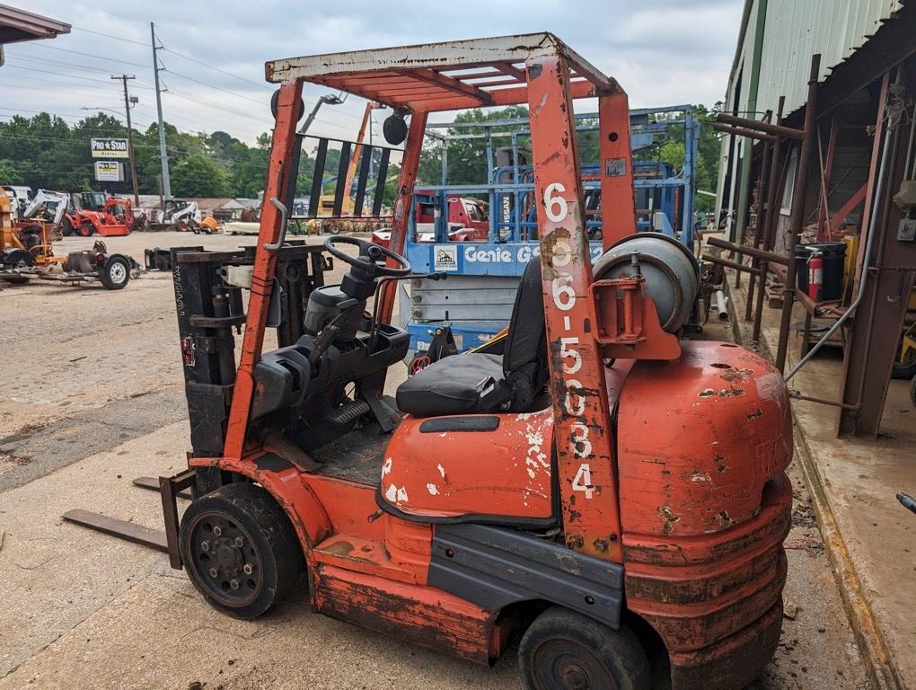 TOYOTA 42-6FGCU25 WAREHOUSE FORKLIFT