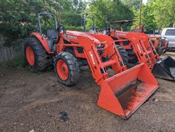 KUBOTA M5-111 TRACTOR