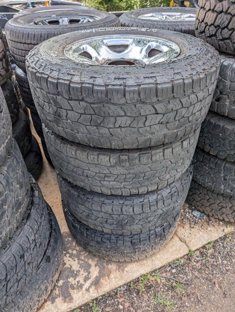 (4) COOPER LT265/70R17 TIRES W/RIMS