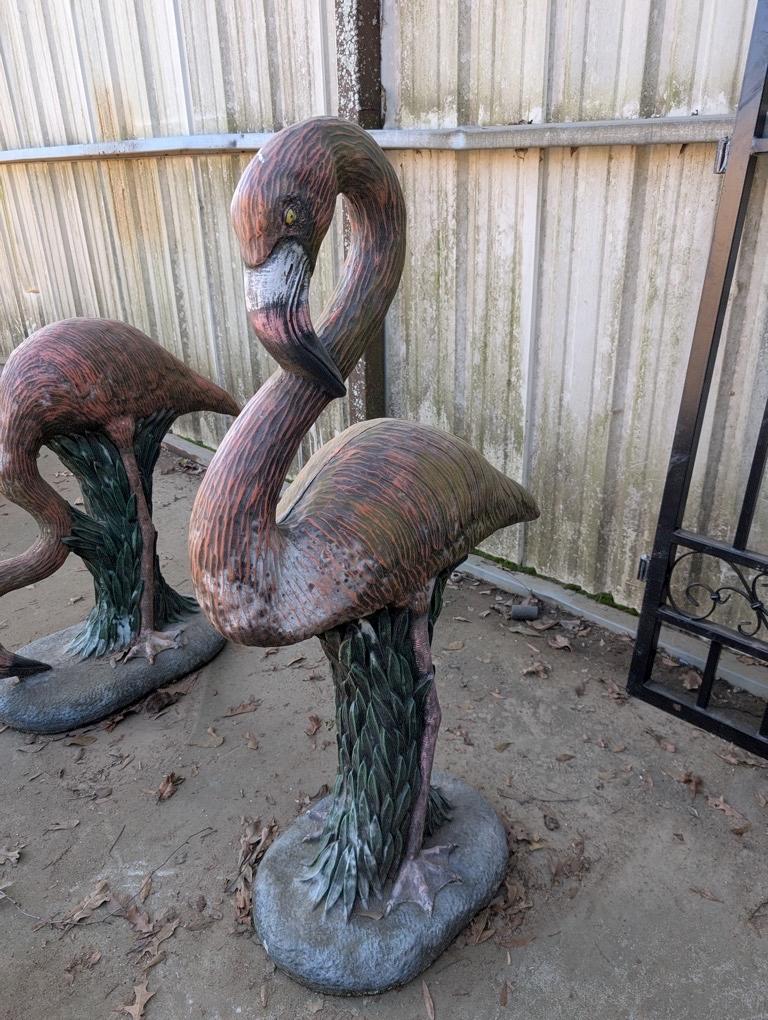 FLAMINGO STATUE