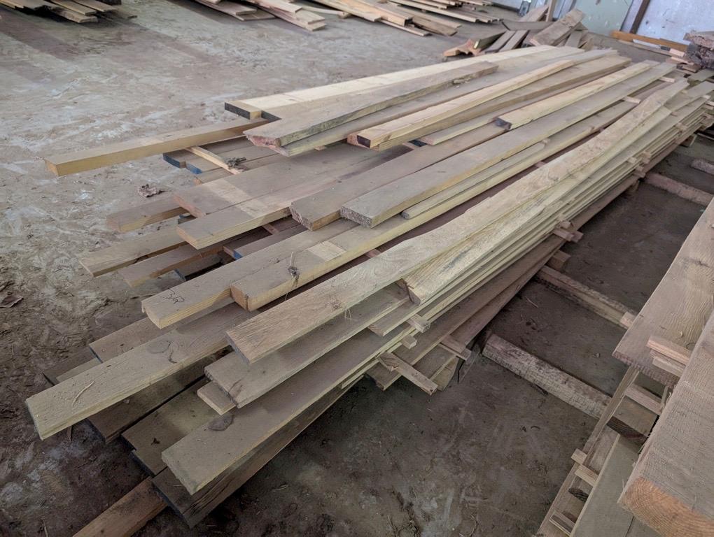 BIG PILE OF LUMBER, APPROX 85 PIECES