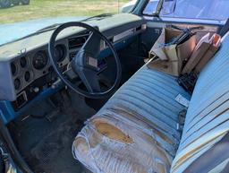 1988 CHEVY SUBURBAN, AUTO, SHOWING 61,295 MIS