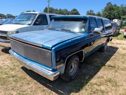 1988 CHEVY SUBURBAN, AUTO, SHOWING 61,295 MIS