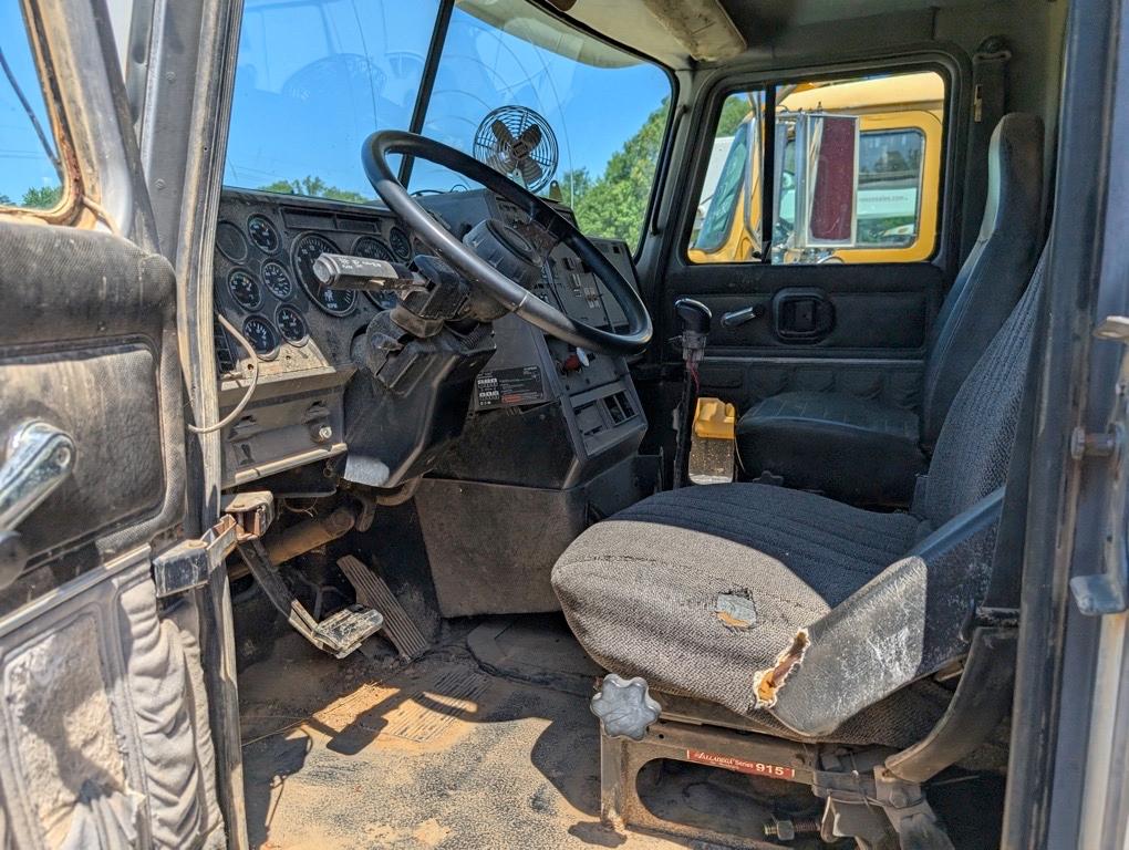 2000 MACK CH613 DUMP TRUCK