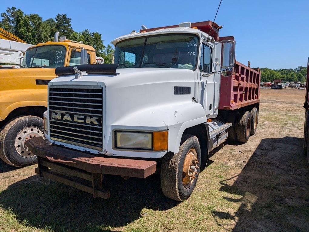 2000 MACK CH613 DUMP TRUCK