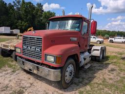 2004 MACK DAY CAB TRUCK