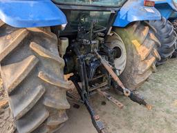 NEEW HOLLAND TL100A TRACTOR